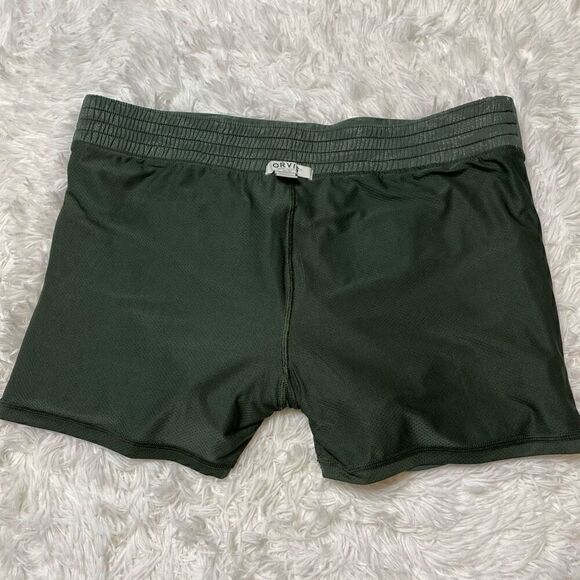 Orvis Skirt Skort Size XL Golf Tennis Pockets Built in Shorts Green Camo - Picture 3 of 9